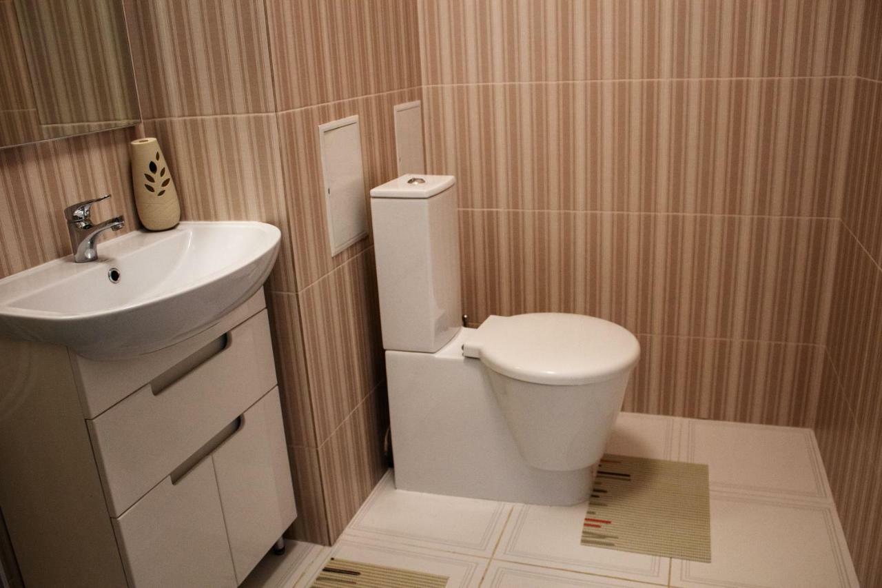 Charming Center Flat L Self Check-in * Kyiv